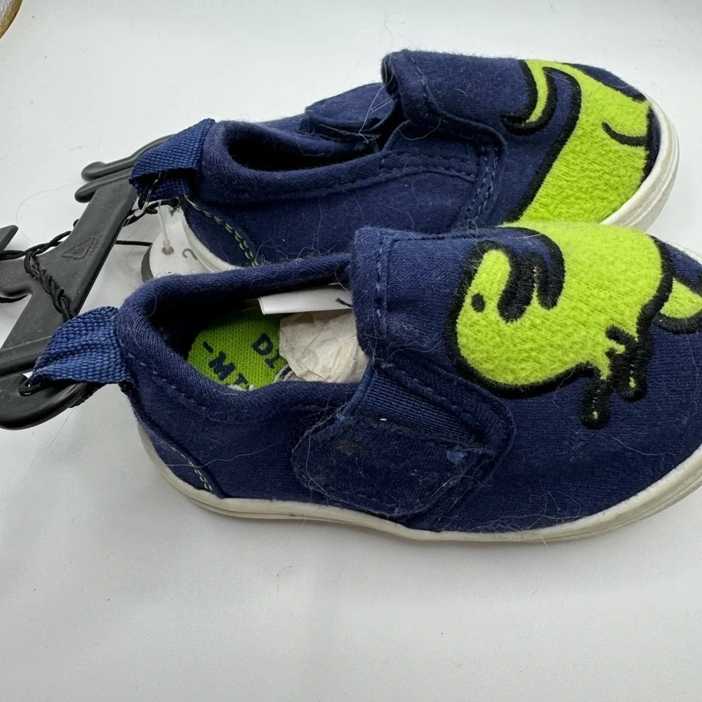 NWT Wonder Nation Baby Boy Size 2 Blue & Green Dinosaur Sneakers